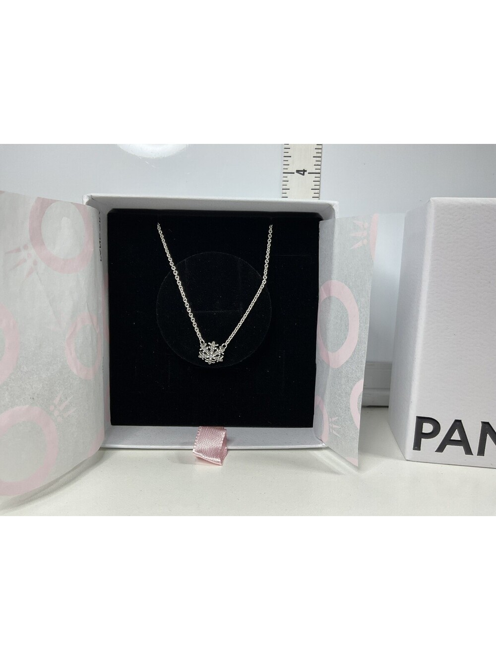 Pandora Sparkling Snowflake Necklace 18” NIB